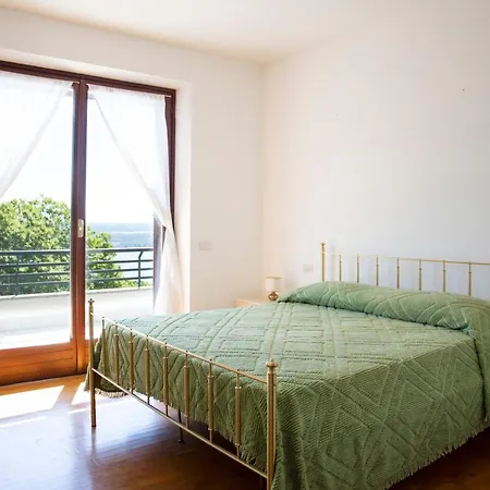 アパート Panorama - With Terrace Overlooking The
